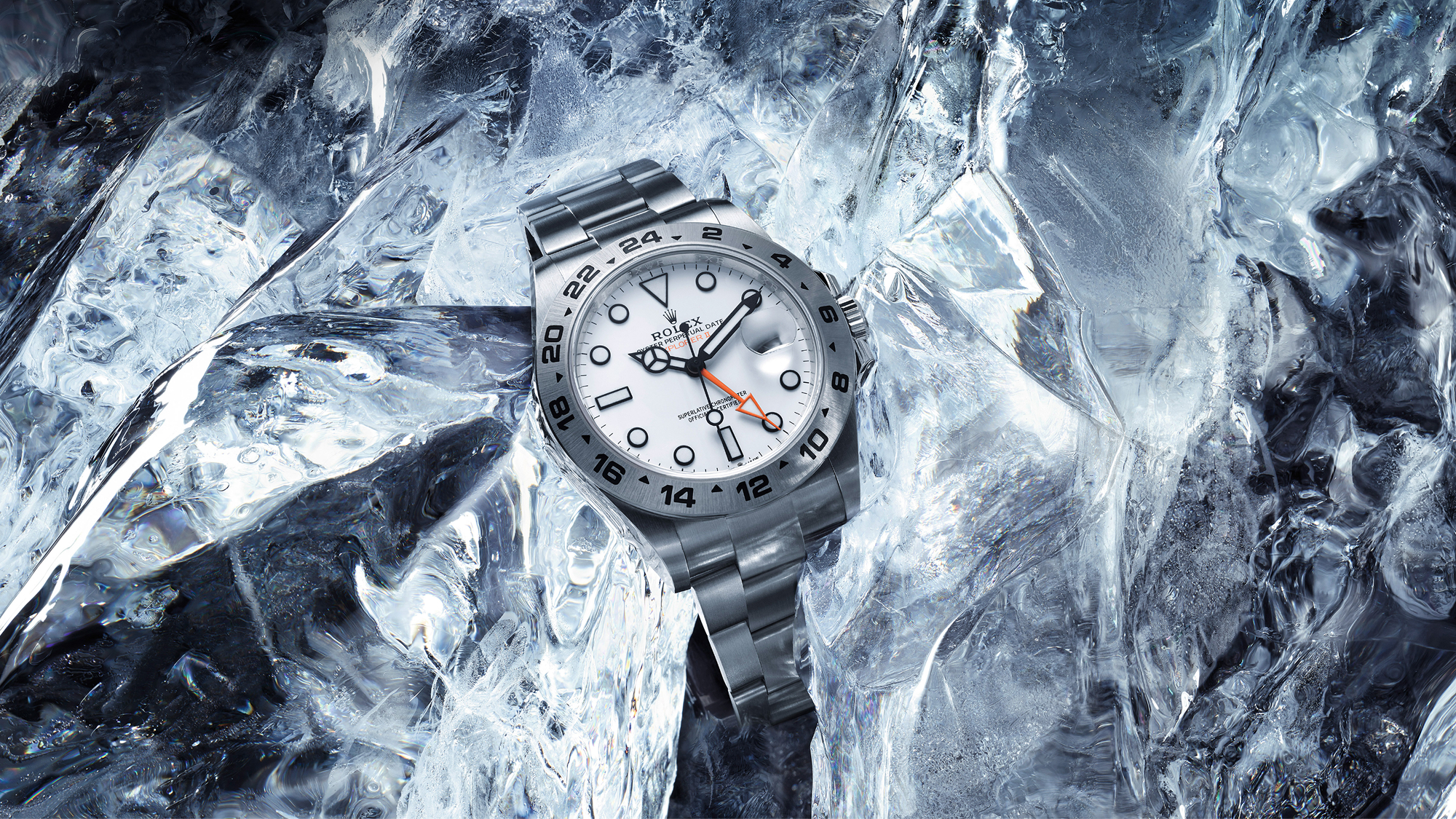 rolex-explorer-ii-ambiance-m226570-0001-landscape.jpg
