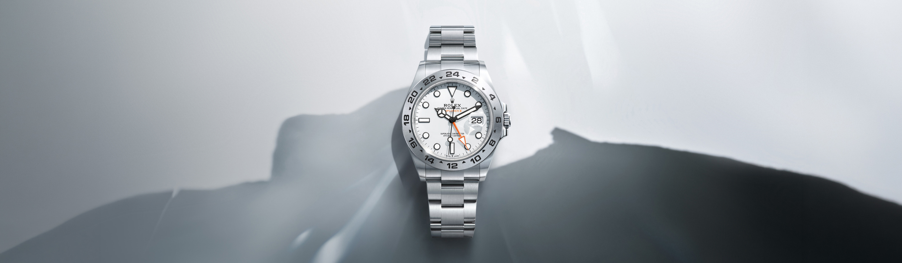 rolex-explorer-ii-cover-m226570-0001-landscape
